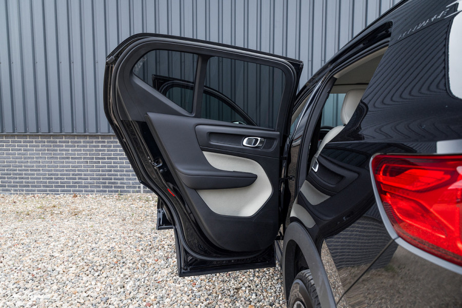 Volvo XC40 1.5 T5 Plug-in hybrid Plus Dark | Harman Kardon | Memory | Adaptieve cruise | Apple carplay |