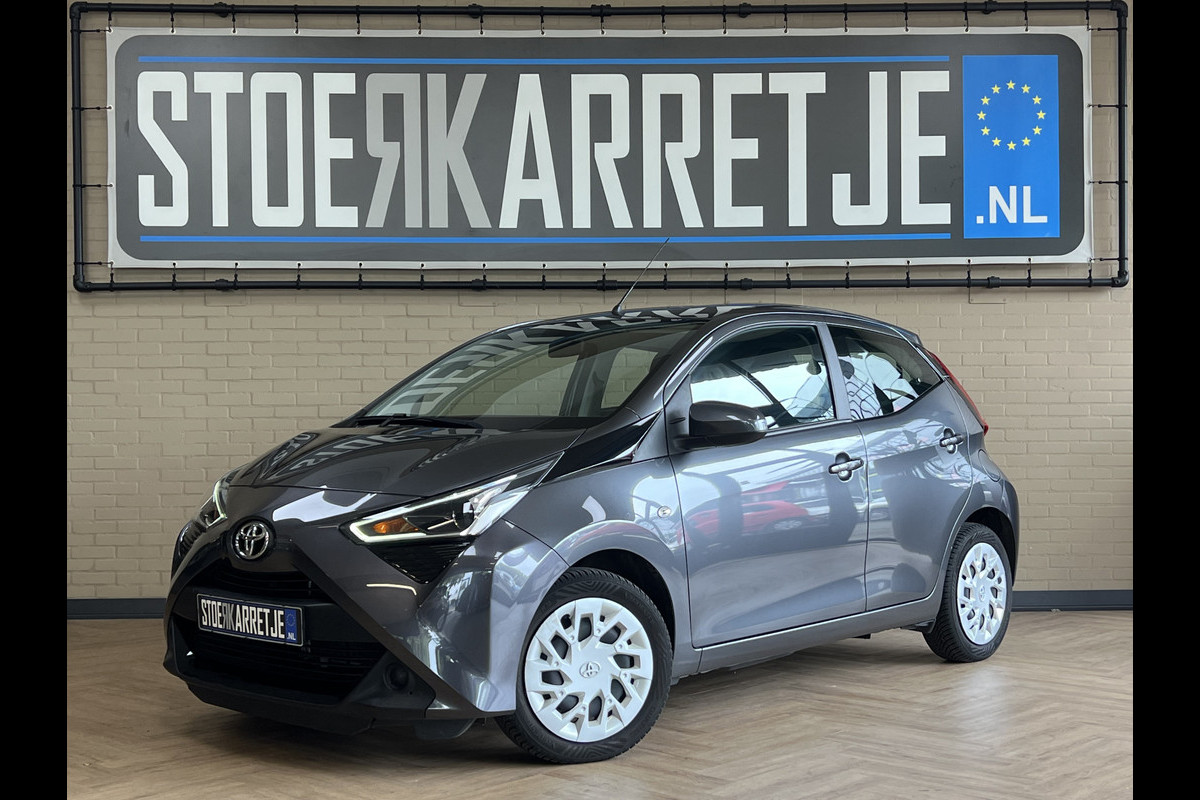 Toyota Aygo 1.0 VVT-i x-play Navi | Cruise | Apple carplay | Camera Toyota Aygo 1.0 VVT-i x-play Navi | Cruise | Apple carplay | Camera
