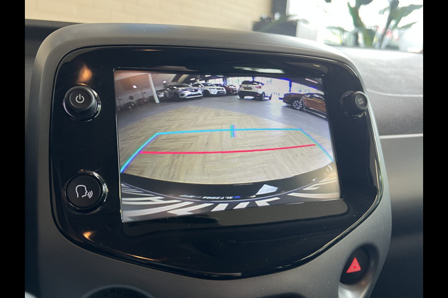 Toyota Aygo 1.0 VVT-i x-play Navi | Cruise | Apple carplay | Camera