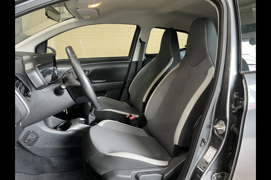 Toyota Aygo 1.0 VVT-i x-play Navi | Cruise | Apple carplay | Camera