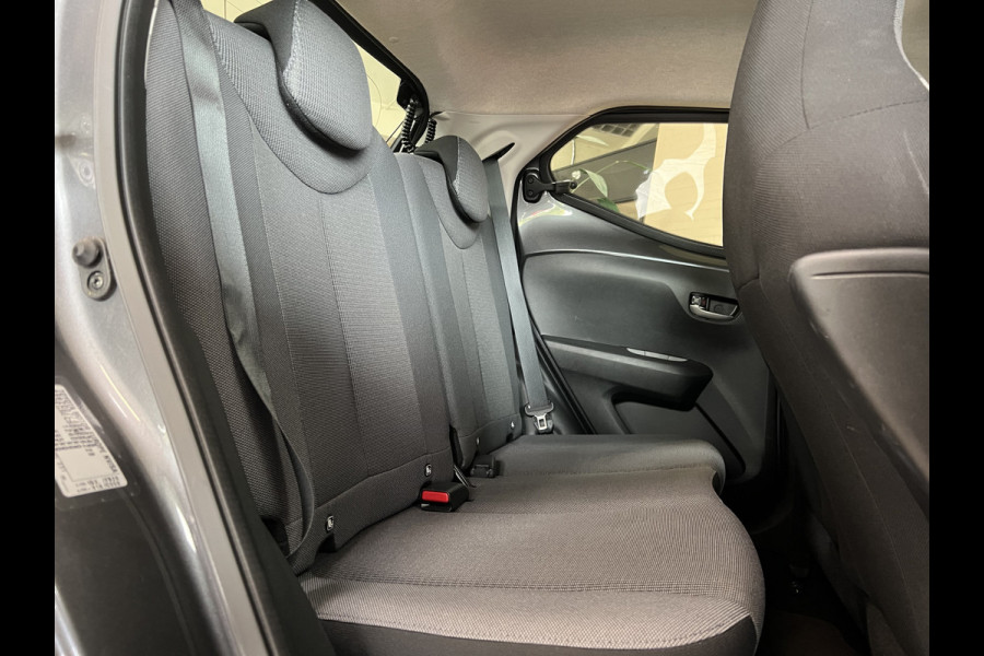 Toyota Aygo 1.0 VVT-i x-play Navi | Cruise | Apple carplay | Camera