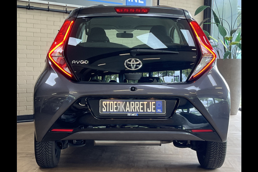 Toyota Aygo 1.0 VVT-i x-play Navi | Cruise | Apple carplay | Camera
