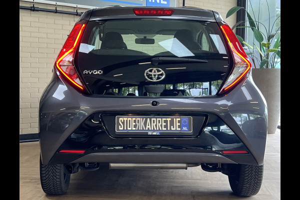 Toyota Aygo 1.0 VVT-i x-play Navi | Cruise | Apple carplay | Camera