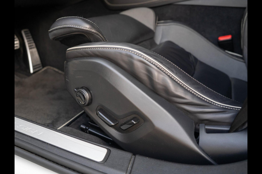 Volvo V60 2.0 T8 Twin Engine AWD R-Design / Memory / Adaptive / Bliss / CarPlay / Camera / Stoelverwarming