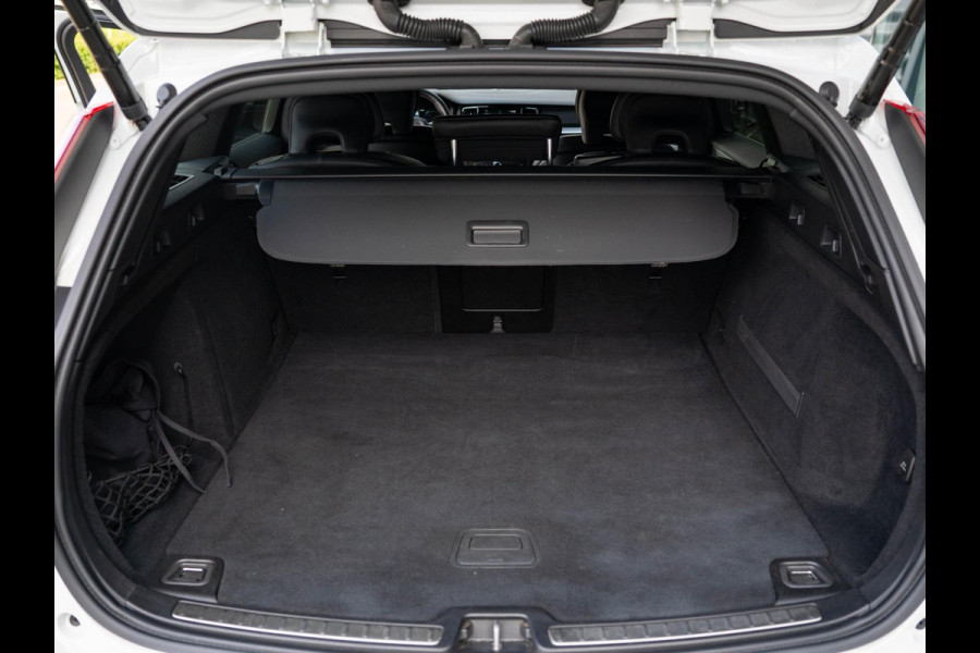 Volvo V60 2.0 T8 Twin Engine AWD R-Design / Memory / Adaptive / Bliss / CarPlay / Camera / Stoelverwarming
