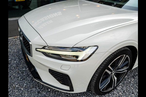 Volvo V60 2.0 T8 Twin Engine AWD R-Design / Memory / Adaptive / Bliss / CarPlay / Camera / Stoelverwarming