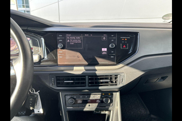 Volkswagen Polo 1.0 TSI Comfortline Business 116PK | Virtual cockpit | Clima | Parkeersensoren voor + achter |