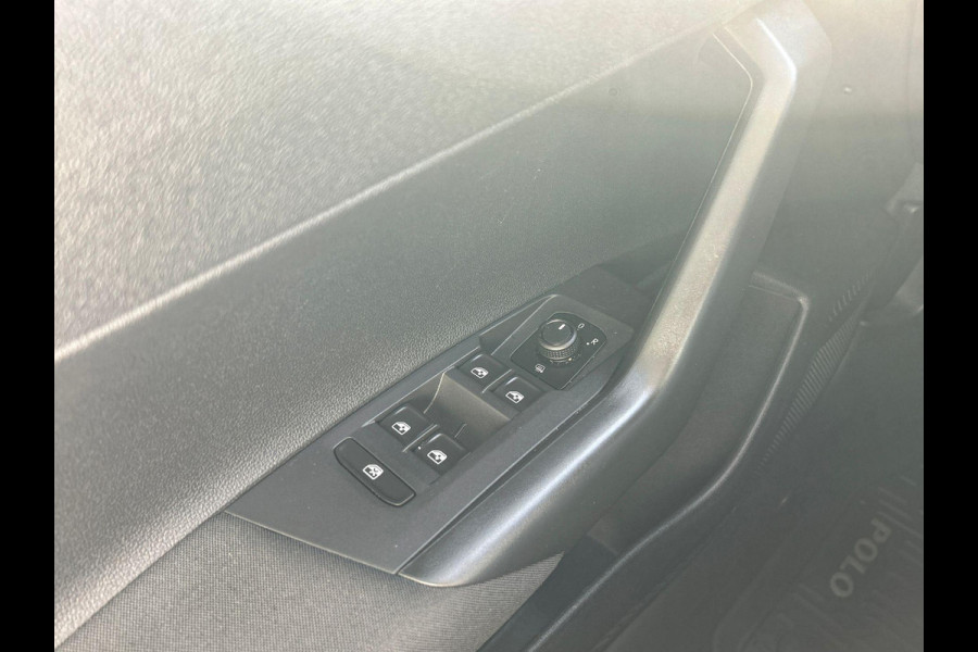 Volkswagen Polo 1.0 TSI Comfortline Business 116PK | Virtual cockpit | Clima | Parkeersensoren voor + achter |