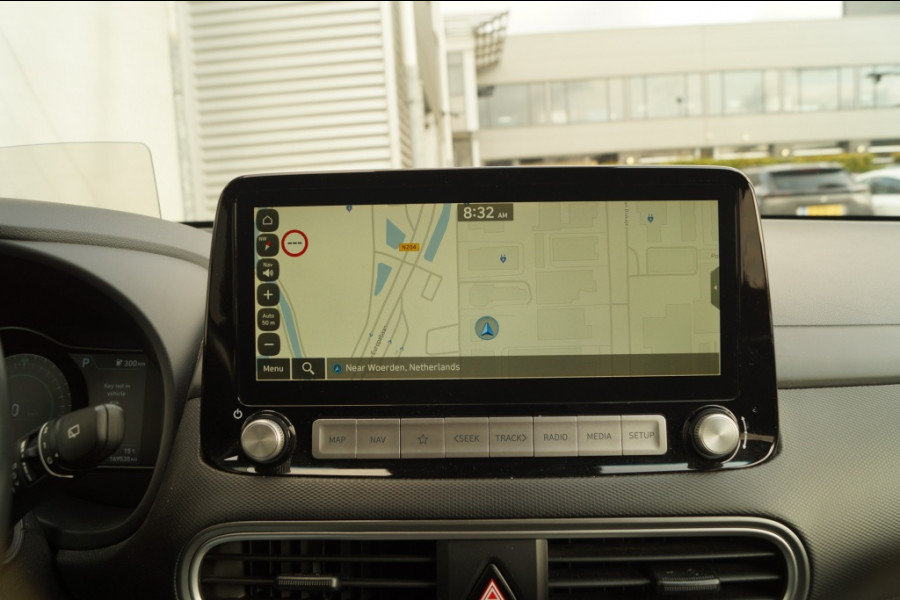 Hyundai Kona EV Premium 64kWh -LEER-ECC-NAVI-CAM-PDC-