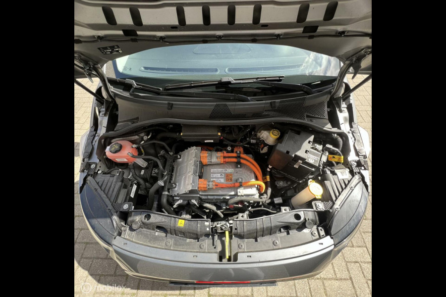 Fiat 500 e RED Edition 42 kWh 2022+Apple CarPlay/Android Auto