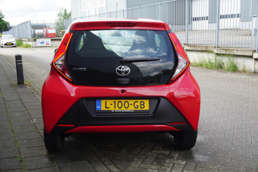 Toyota Aygo 1.0 VVT-i x-fun/Dealeronderhouden/1e Eigenaar/