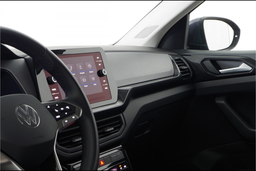 Volkswagen T-Cross 1.0 TSI Life Business > 116pk/Camera/Trekhaak/Smoky Gray/IQ.DRIVE... | 6045 |