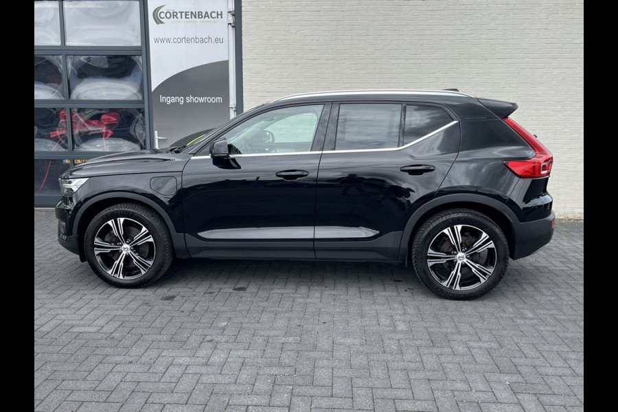 Volvo XC40 1.5 T5 Recharge Inscription Expression | Adaptieve cruise | Zwenkbare trekhaak | Apple carplay | DAB |