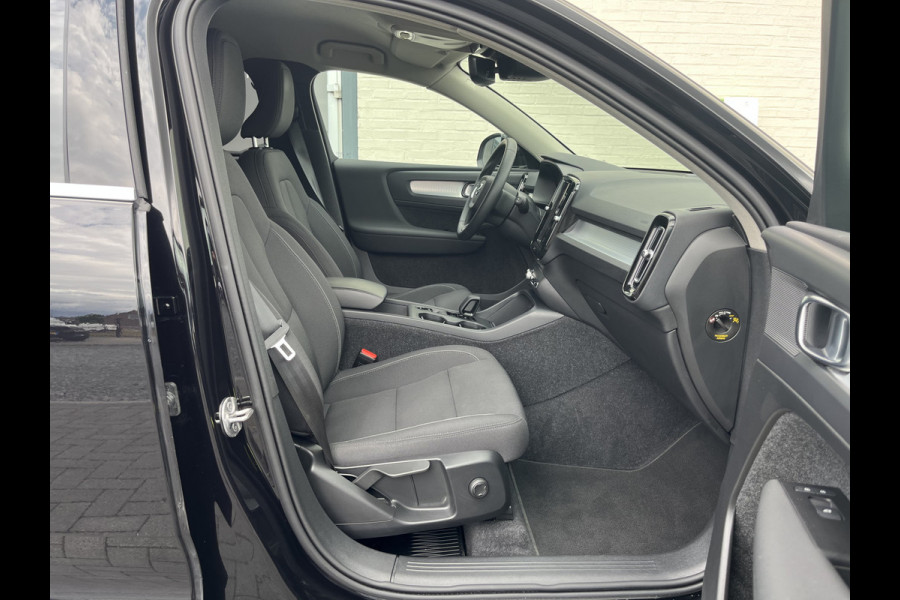 Volvo XC40 1.5 T5 Recharge Inscription Expression | Adaptieve cruise | Zwenkbare trekhaak | Apple carplay | DAB |