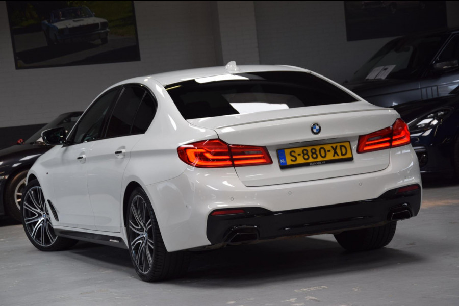 BMW 5 Serie 540i High Executive M-Pakket 6-Cill|Navi|Leder|340pk!!|