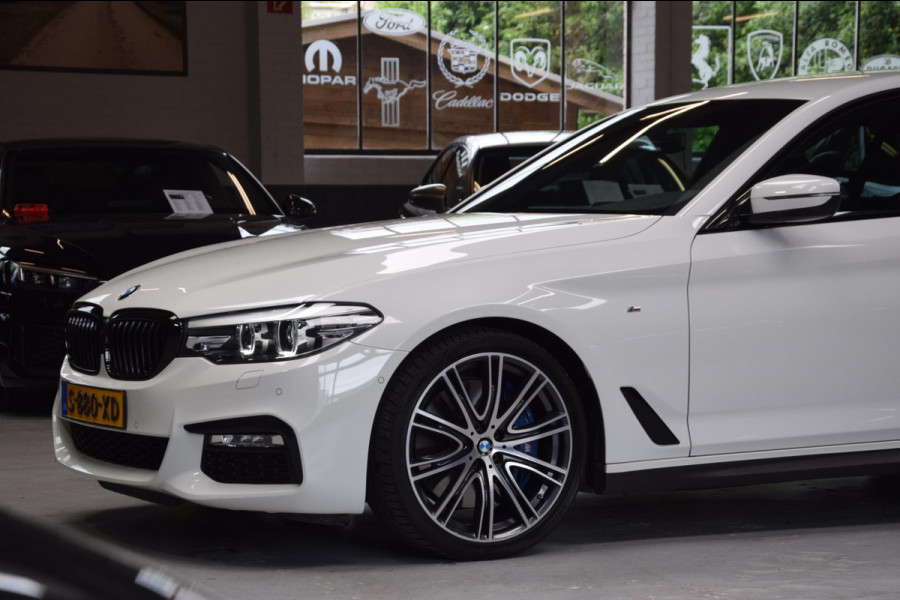 BMW 5 Serie 540i High Executive M-Pakket 6-Cill|Navi|Leder|340pk!!|