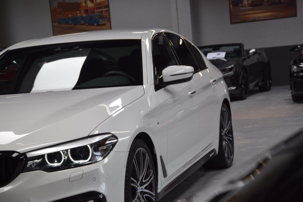 BMW 5 Serie 540i High Executive M-Pakket 6-Cill|Navi|Leder|340pk!!|