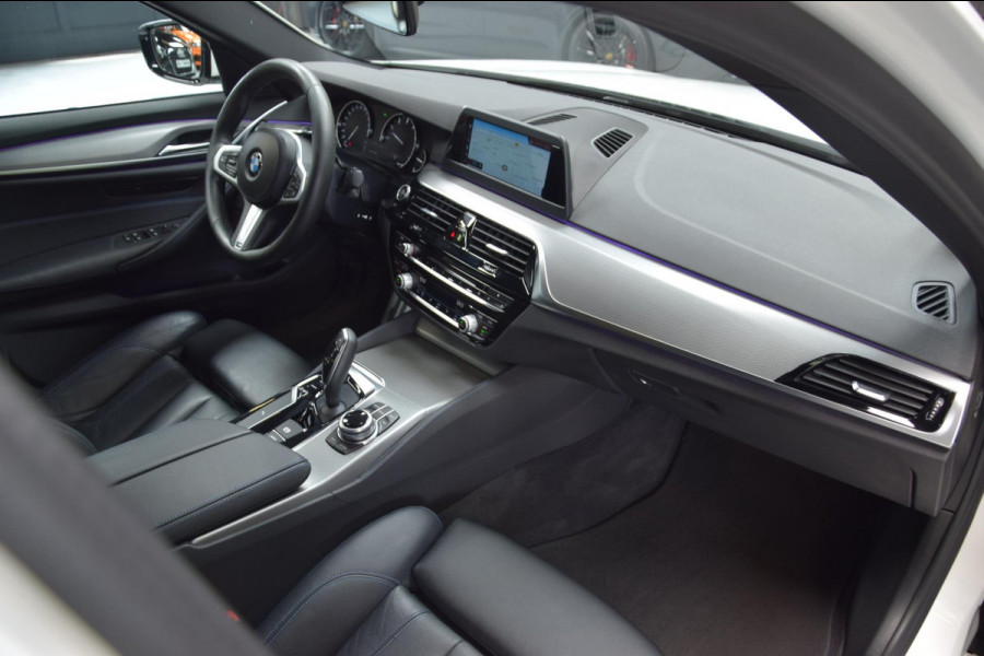 BMW 5 Serie 540i High Executive M-Pakket 6-Cill|Navi|Leder|340pk!!|