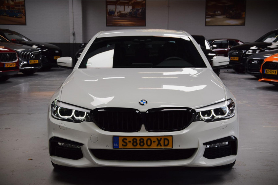 BMW 5 Serie 540i High Executive M-Pakket 6-Cill|Navi|Leder|340pk!!|