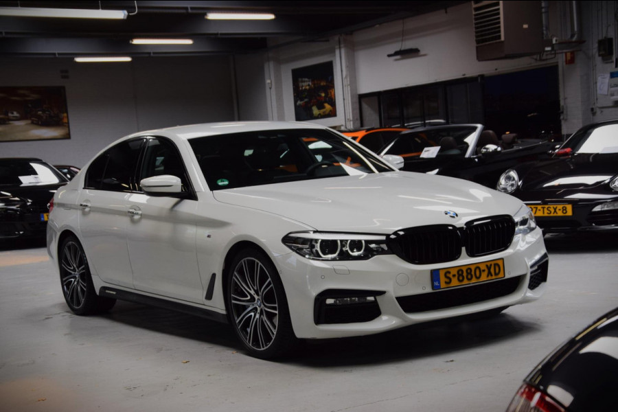 BMW 5 Serie 540i High Executive M-Pakket 6-Cill|Navi|Leder|340pk!!|