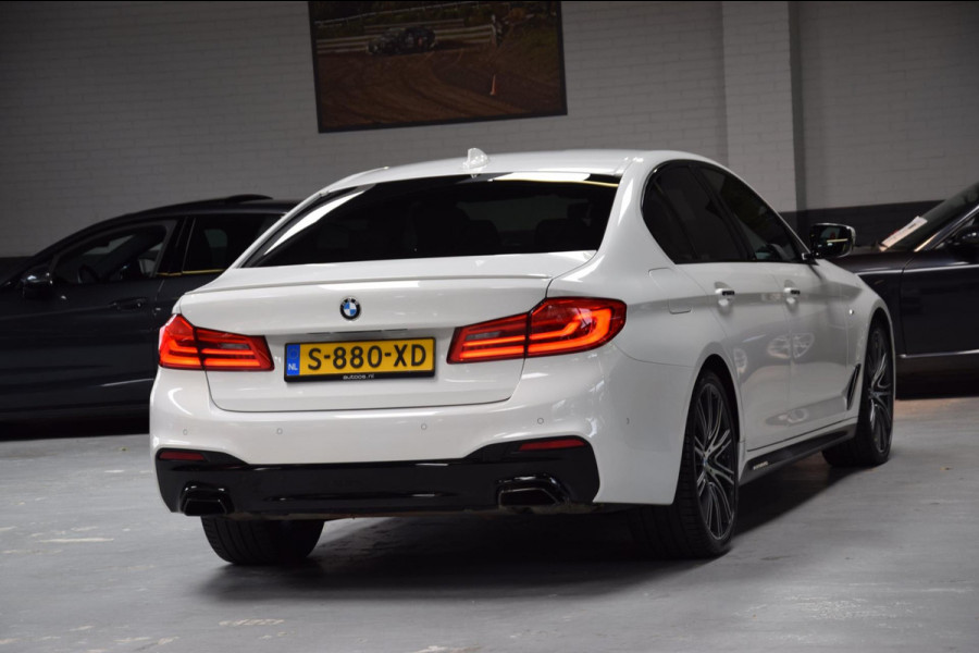 BMW 5 Serie 540i High Executive M-Pakket 6-Cill|Navi|Leder|340pk!!|