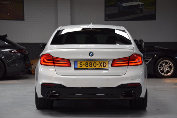 BMW 5 Serie 540i High Executive M-Pakket 6-Cill|Navi|Leder|340pk!!|
