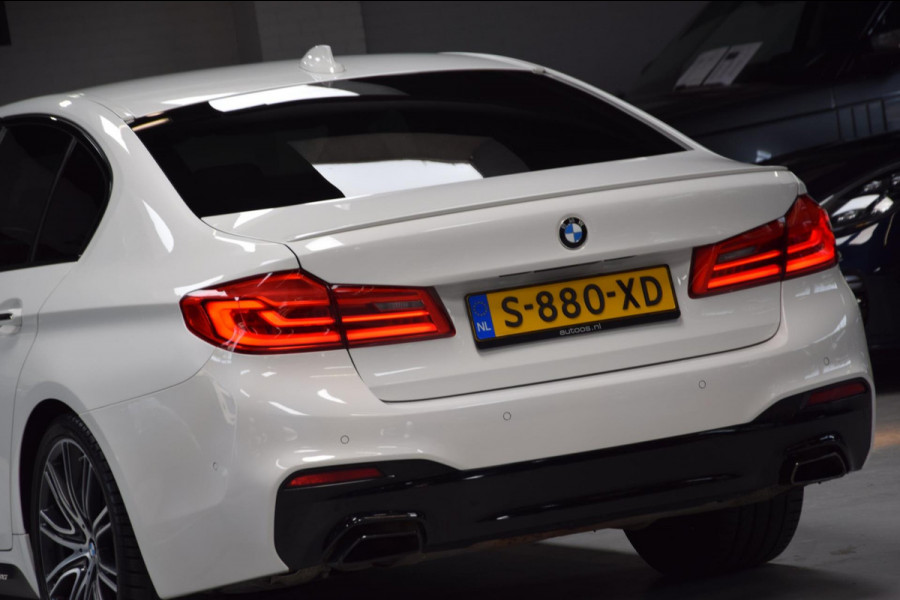 BMW 5 Serie 540i High Executive M-Pakket 6-Cill|Navi|Leder|340pk!!|