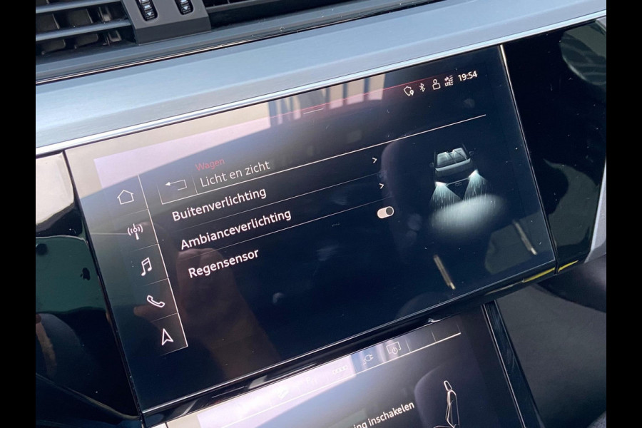 Audi e-tron 55 QUATTRO 408PK PANO/LUCHTVERING/KEYLESS