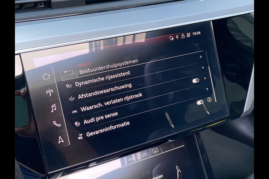 Audi e-tron 55 QUATTRO 408PK PANO/LUCHTVERING/KEYLESS