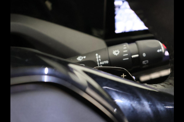 Peugeot 308 1.2 PureTech Allure Pack Business | Apple Carplay & Android |  Keyless Entry | Draadloze telefoonlader |