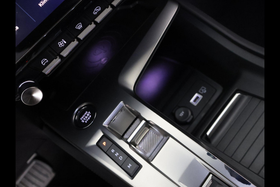 Peugeot 308 1.2 PureTech Allure Pack Business | Apple Carplay & Android |  Keyless Entry | Draadloze telefoonlader |