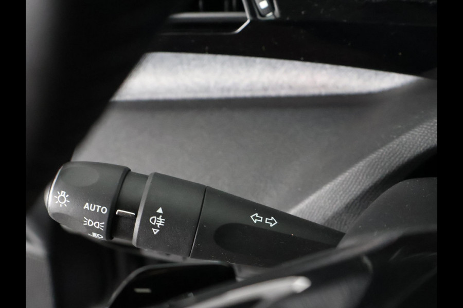 Peugeot 308 1.2 PureTech Allure Pack Business | Apple Carplay & Android |  Keyless Entry | Draadloze telefoonlader |