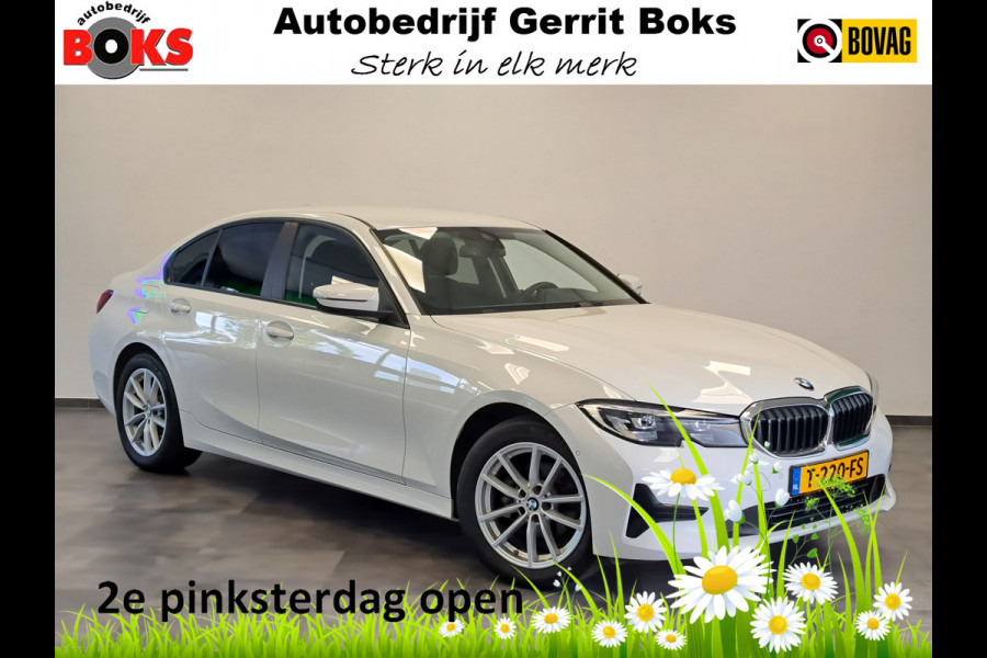 BMW 3 Serie 318i Executive Navigatie Clima Cruise PDC LM 157 PK! !! 2e Pinksterdag zijn wij geopend van 12.00 tot 17.00u !!