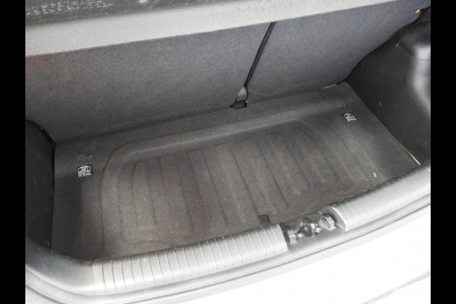Hyundai i10 1.0i Comfort NAVI/AIRCO/BLUETOOTH!