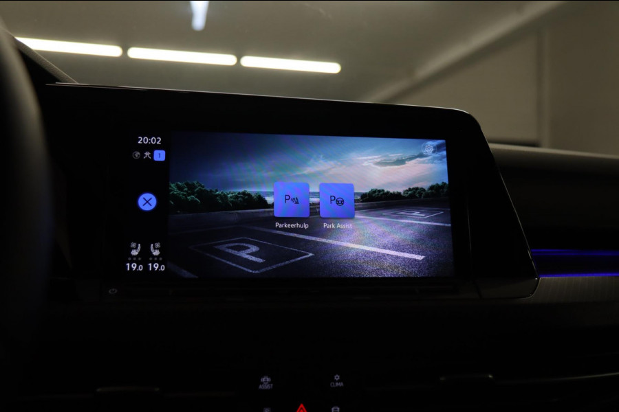 Volkswagen Golf 2.0 TSI R 4Motion PERFORMANCE AKRA/PANO/HUD/IQ/BOMVOL