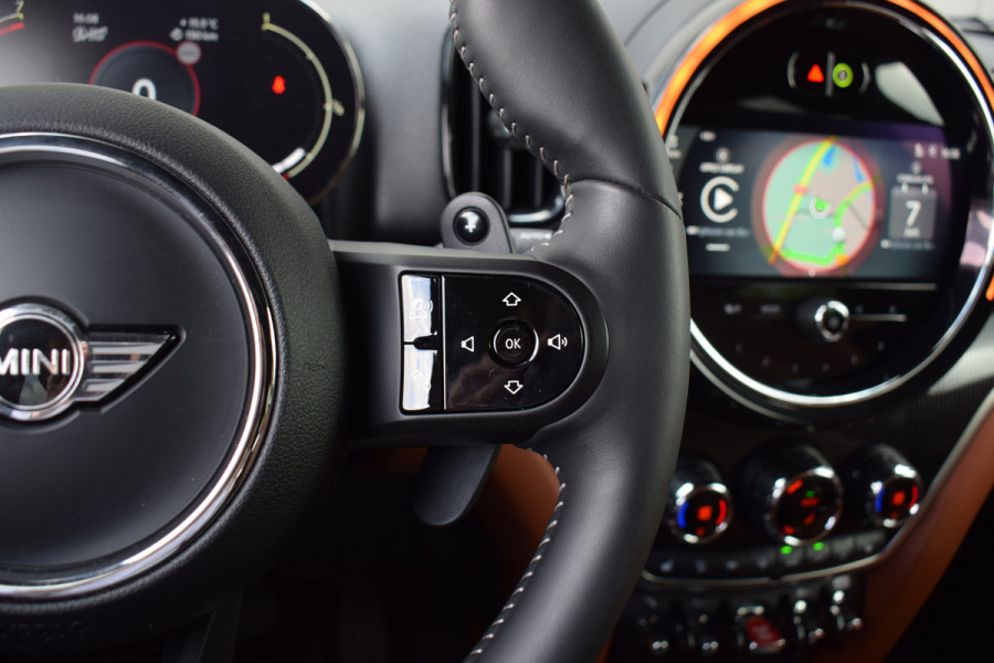 MINI Countryman 2.0 Cooper S ALL4 YOURS | HUD | Keyless | Stuurverw. | CarPlay