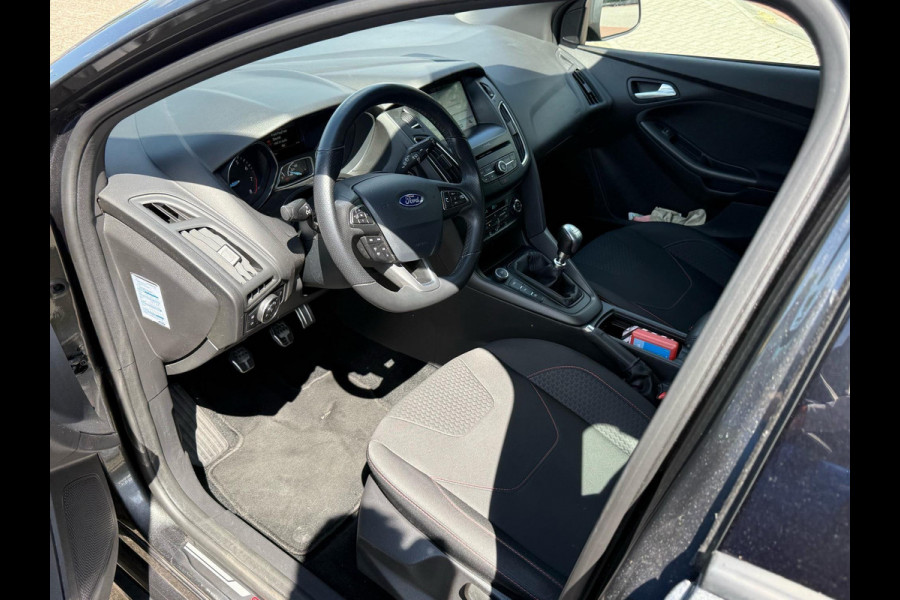 Ford FOCUS Wagon 1.0 ST-Line