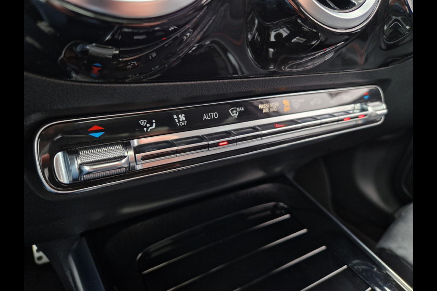 Mercedes-Benz B-Klasse 180 Business Solution AMG | Pano | Trekhaak | Stoelverwarming | LED | Climate |