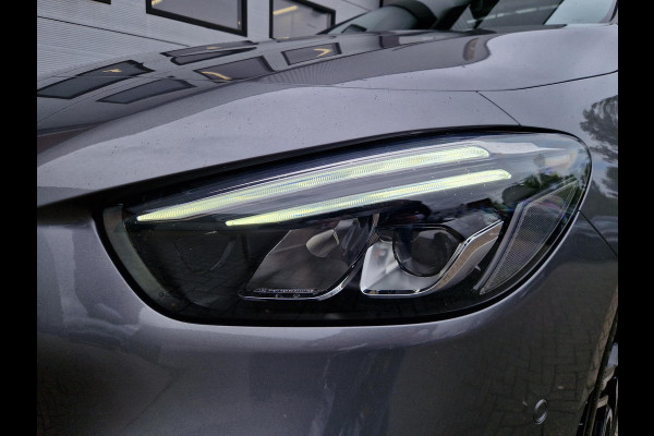 Mercedes-Benz B-Klasse 180 Business Solution AMG | Pano | Trekhaak | Stoelverwarming | LED | Climate |