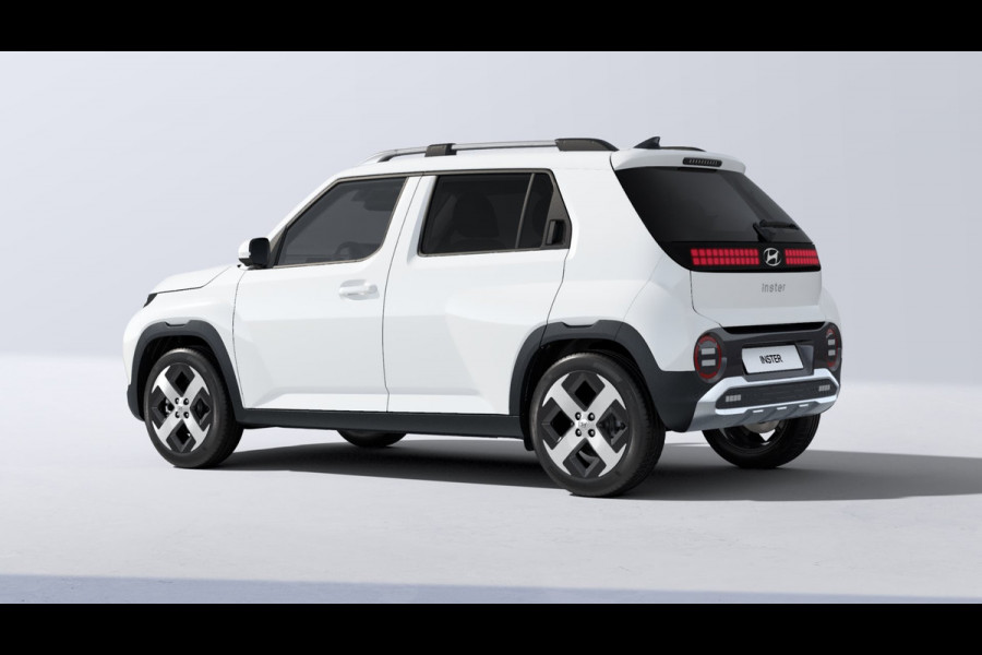 Hyundai Inster Evolve 49 kWh | Tech Pack + Winter Pack | Atlas White