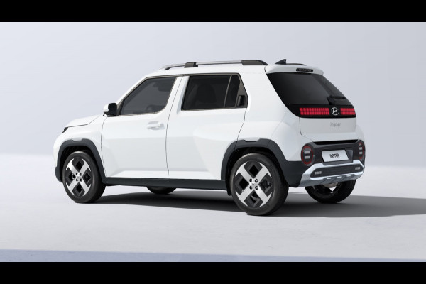 Hyundai Inster Evolve 49 kWh | Tech Pack + Winter Pack | Atlas White