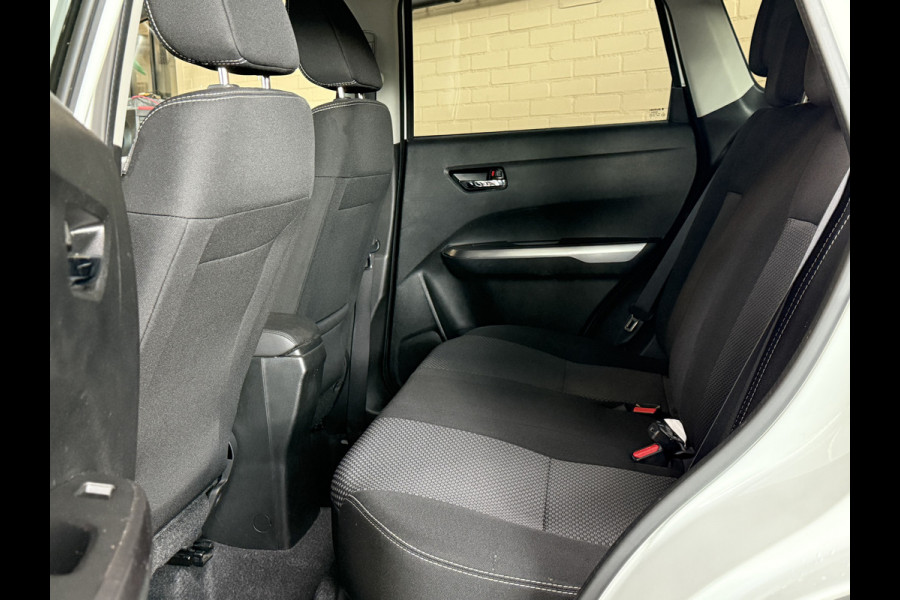 Suzuki Vitara 1.4 Boosterjet 130 pk Smart Hybrid | Navi | ACC | Blindspot | Stoel verwarming | Carplay | 100% Suzuki dealer onderhouden!