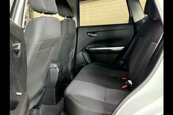 Suzuki Vitara 1.4 Boosterjet 130 pk Smart Hybrid | Navi | ACC | Blindspot | Stoel verwarming | Carplay | 100% Suzuki dealer onderhouden!