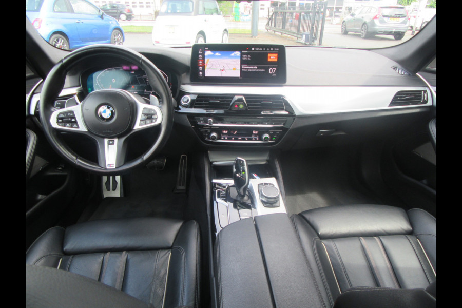 BMW 5 Serie Touring 520d M Sport Edition Plus Aut. Harman/Kardon, Panoramadak