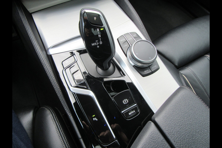 BMW 5 Serie Touring 520d M Sport Edition Plus Aut. Harman/Kardon, Panoramadak