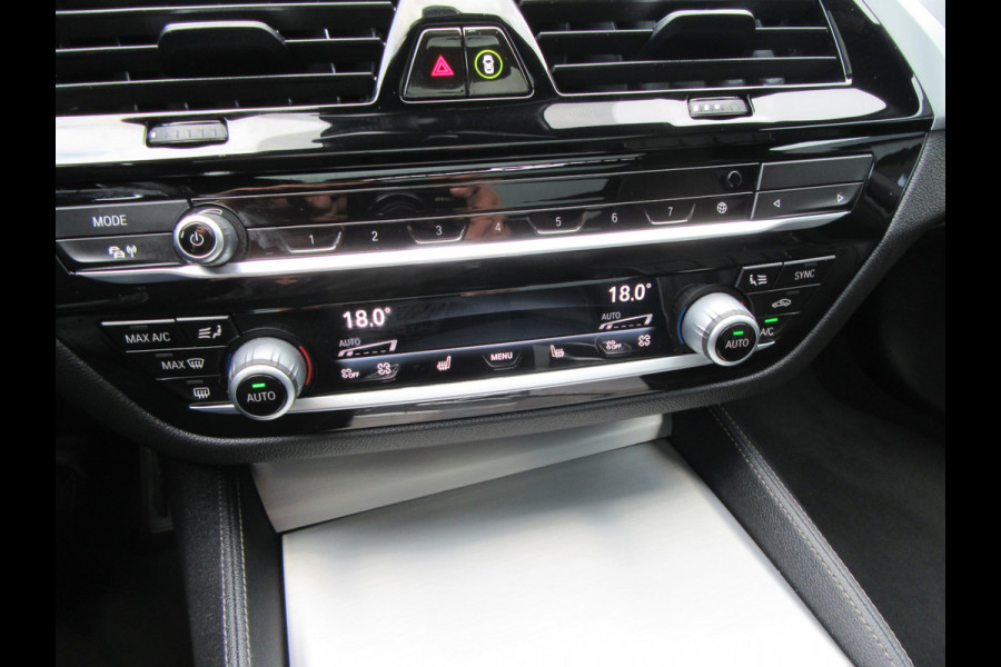 BMW 5 Serie Touring 520d M Sport Edition Plus Aut. Harman/Kardon, Panoramadak