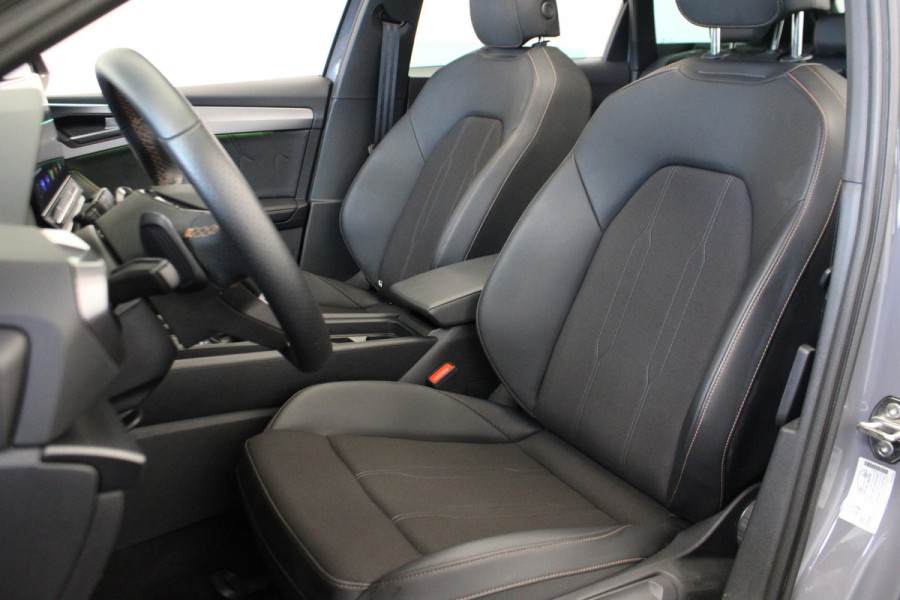 CUPRA Leon Sportstourer 1.5 eTSI Business Edition |Pano|Camera|ACC| *Pinksteren Geopend*