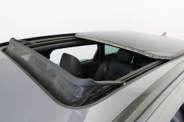 CUPRA Leon Sportstourer 1.5 eTSI Business Edition |Pano|Camera|ACC| *Pinksteren Geopend*