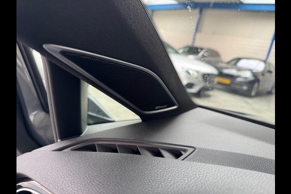 Volkswagen Golf 2.0 TSI 4Motion R PANO|DYNAUDIO|KEYLESS|VIRTUAL