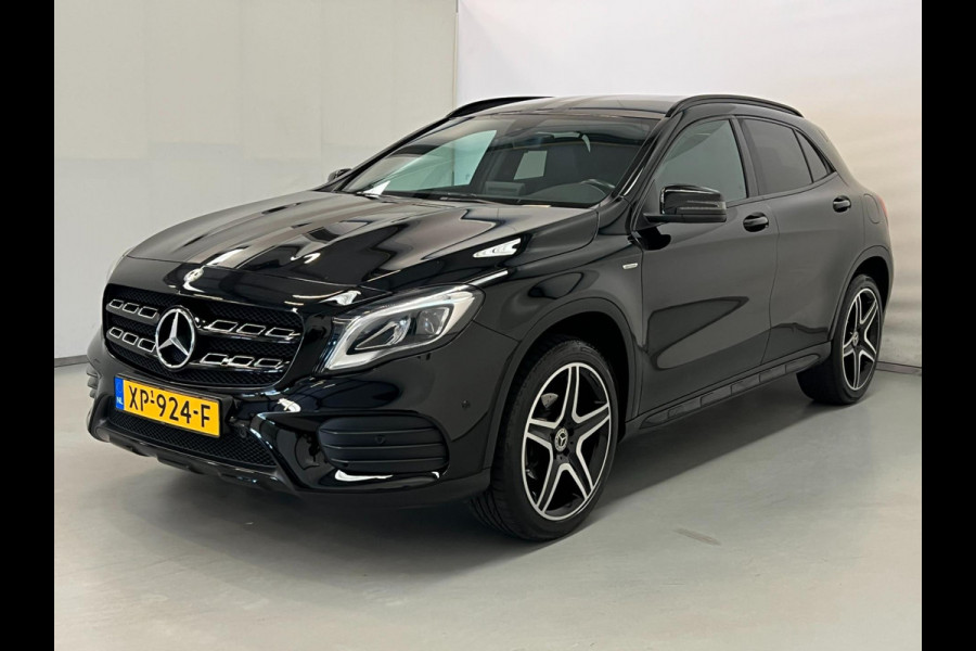 Mercedes-Benz GLA 180 AMG Night Edition / Stoelverwarming